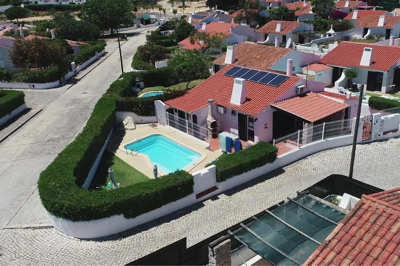 Lotus Villa, אלבופיירה פורטוגל