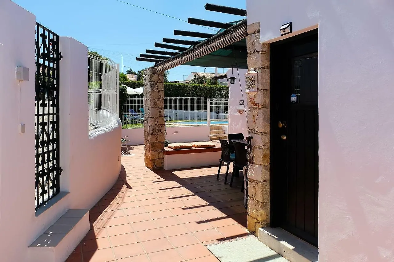 Lotus Villa, אלבופיירה פורטוגל
